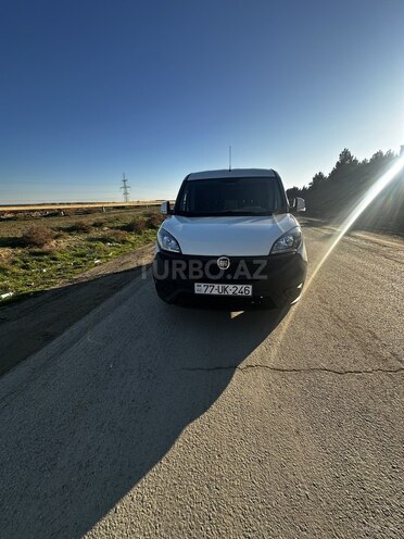 Fiat Doblo 2019, 331,961 km - 1.4 л - Bakı