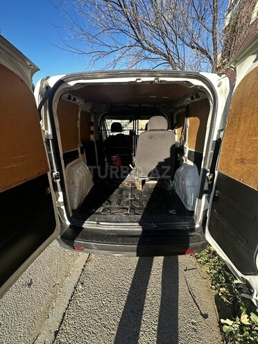 Fiat Doblo 2019, 331,961 km - 1.4 л - Bakı