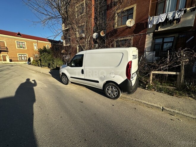 Fiat Doblo 2019, 331,961 km - 1.4 л - Bakı