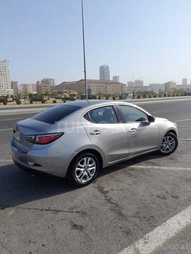Toyota Yaris iA 2016, 170,000 km - 1.5 л - Bakı