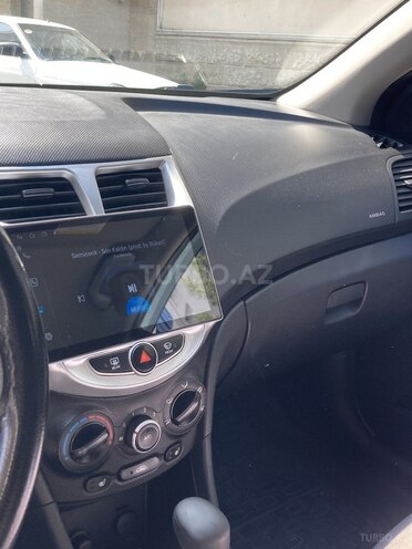 Hyundai Accent 2011, 233,744 km - 1.6 l - Bakı