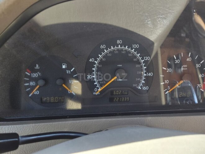 Mercedes C 230 1999, 223,452 km - 2.3 l - Bakı
