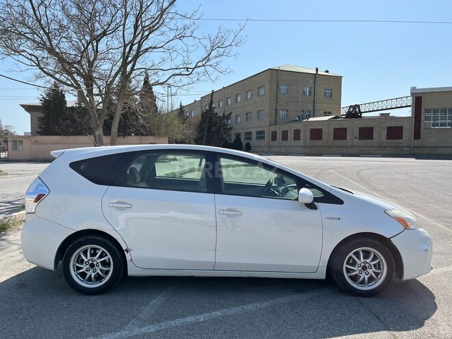 Toyota Prius V 2012, 393,967 km - 1.8 l - Bakı