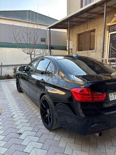 BMW 320 2015, 180,000 km - 2.0 l - Bakı