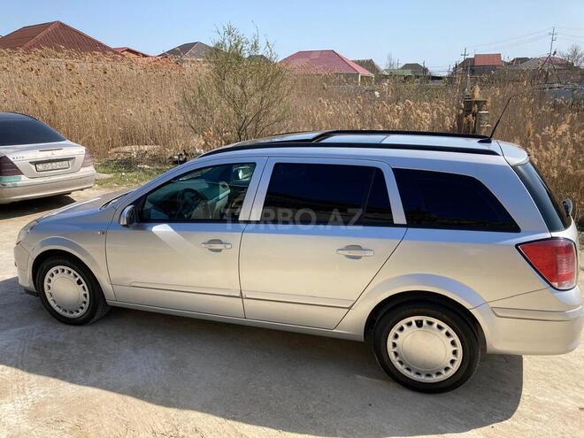 Opel Astra 2006, 257,000 km - 1.4 l - Bakı