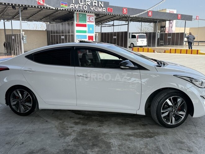 Hyundai Elantra 2014, 18,800 km - 1.8 л - Gəncə