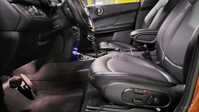 Mini Countryman 2018, 89,300 km - 1.6 л - Bakı
