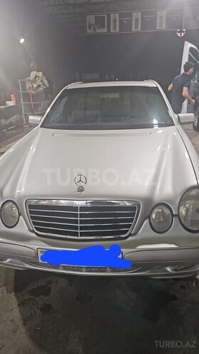 Mercedes E 280 1999, 300,000 km - 2.8 l - Bakı