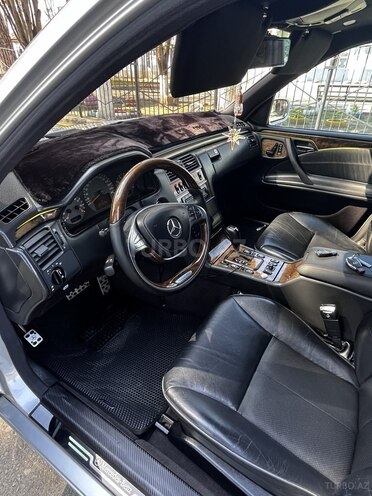 Mercedes E 320 2001, 275,000 km - 3.2 l - Zaqatala