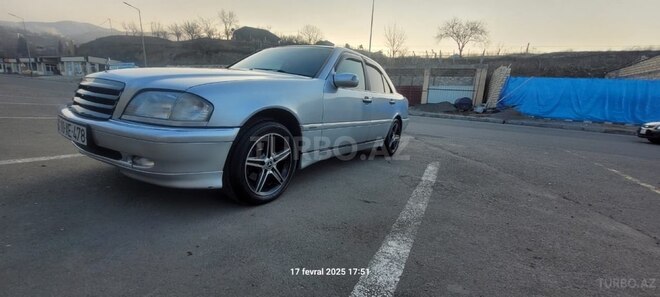 Mercedes C 180 1995, 250,000 km - 1.8 l - Gəncə