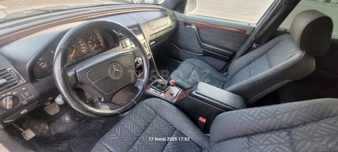 Mercedes C 180 1995, 250,000 km - 1.8 l - Gəncə