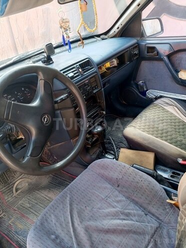 Opel Vectra 1994, 470,000 km - 2.0 l - Bakı
