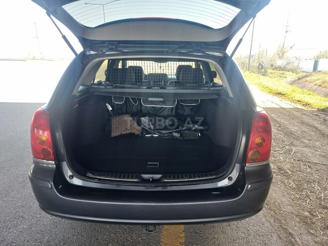 Toyota Avensis 2005, 263,000 km - 2.0 l - Lənkəran