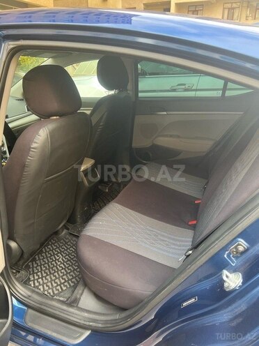 Hyundai Elantra 2016, 72,245 km - 2.0 l - Bakı