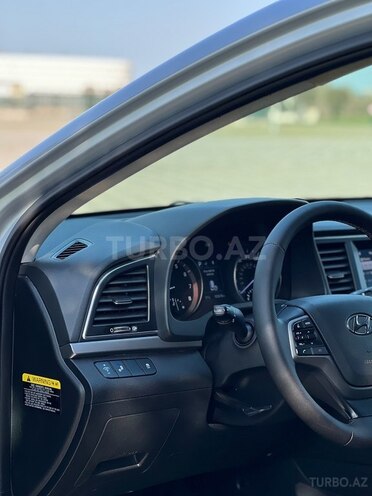 Hyundai Elantra 2017, 123,500 km - 2.0 л - Bakı