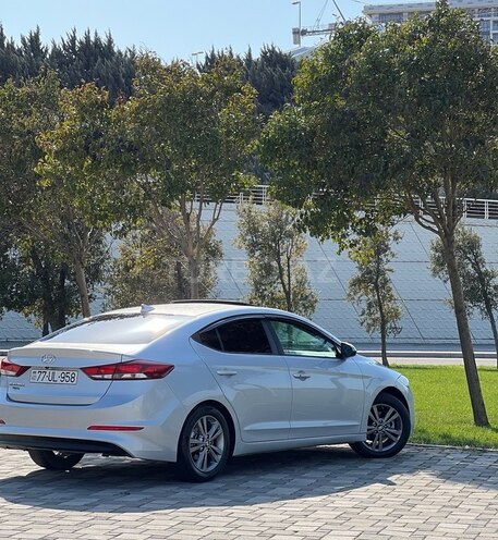 Hyundai Elantra 2017, 123,500 km - 2.0 л - Bakı