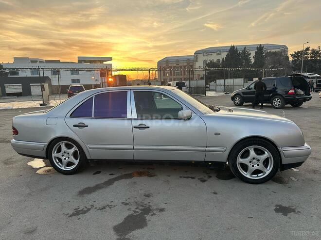Mercedes E 200 1998, 468,233 km - 2.0 l - Bakı