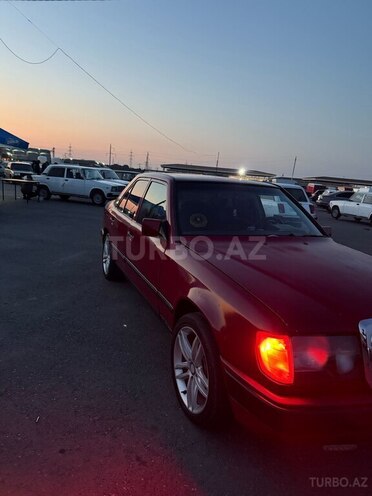 Mercedes E 230 1986, 500,000 km - 2.0 l - Bakı