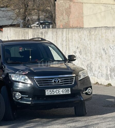 Toyota RAV4 2011, 246,000 km - 2.0 l - Şəki