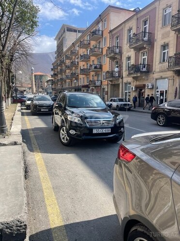 Toyota RAV4 2011, 246,000 km - 2.0 l - Şəki