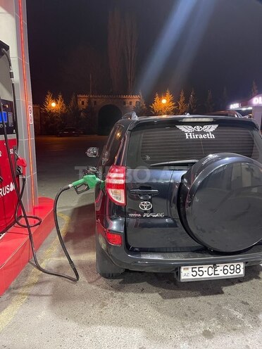 Toyota RAV4 2011, 246,000 km - 2.0 l - Şəki