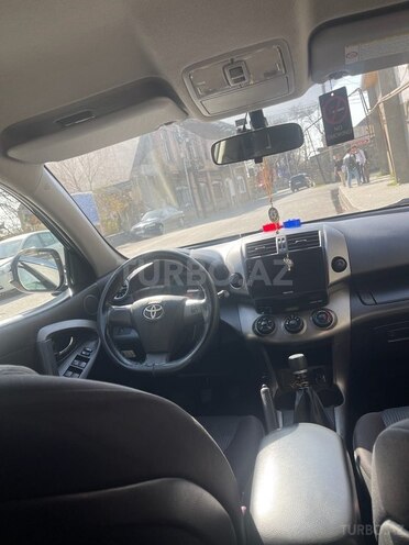 Toyota RAV4 2011, 246,000 km - 2.0 l - Şəki