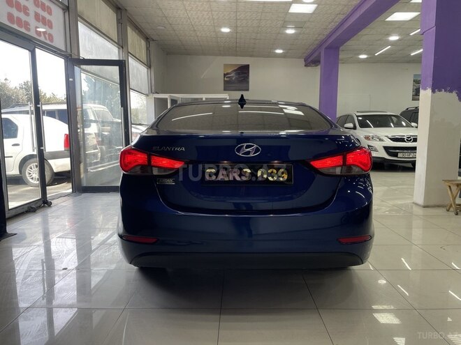 Hyundai Elantra 2015, 220,000 km - 1.8 л - Sumqayıt