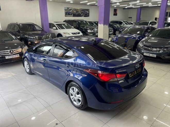 Hyundai Elantra 2015, 220,000 km - 1.8 л - Sumqayıt