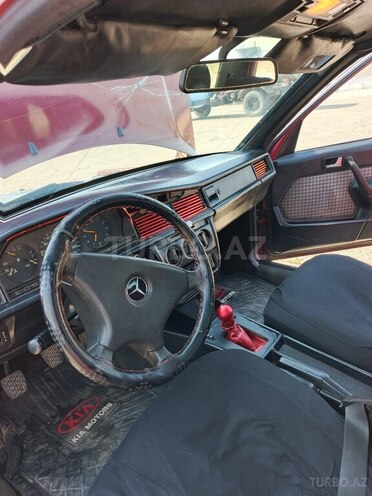 Mercedes 190 1991, 350,000 km - 1.8 l - Beyləqan