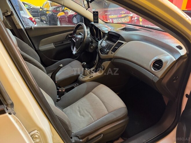 Chevrolet Cruze 2010, 140,000 km - 1.4 л - Sumqayıt