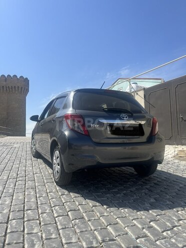 Toyota Vitz 2011, 137,563 km - 1.0 l - Bakı
