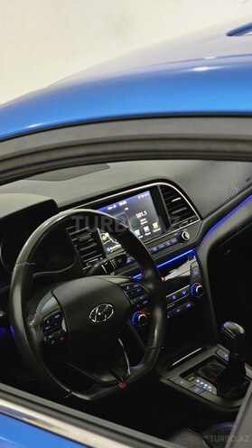 Hyundai Elantra 2017, 133,576 km - 1.6 l - Bakı