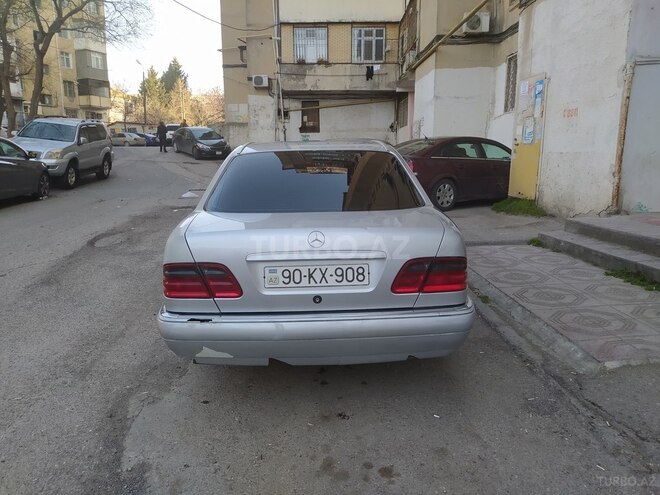 Mercedes E 280 1998, 413,855 km - 2.8 l - Bakı