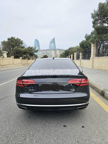 Audi A8 2014, 165,000 km - 4.0 l - Bakı