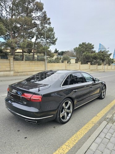 Audi A8 2014, 165,000 km - 4.0 l - Bakı