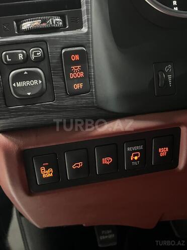 Toyota Sequoia 2012, 185,000 km - 5.7 л - Bakı