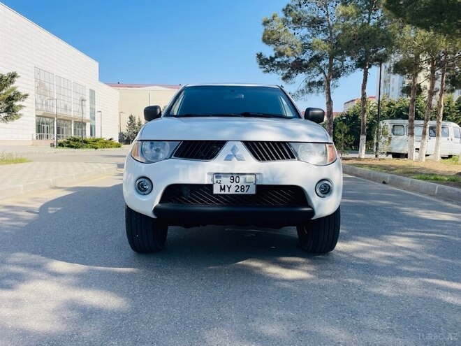 Mitsubishi L200 2007, 316,000 km - 2.5 l - Bakı