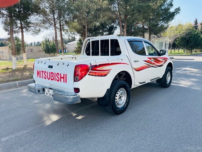 Mitsubishi L200 2007, 316,000 km - 2.5 l - Bakı