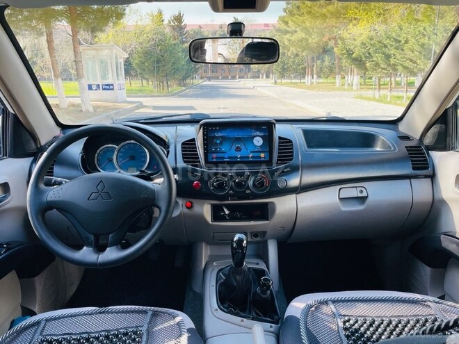 Mitsubishi L200 2007, 316,000 km - 2.5 l - Bakı