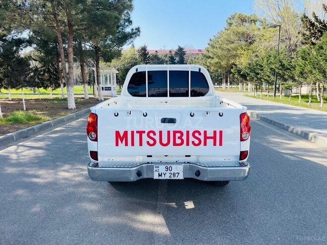 Mitsubishi L200 2007, 316,000 km - 2.5 l - Bakı