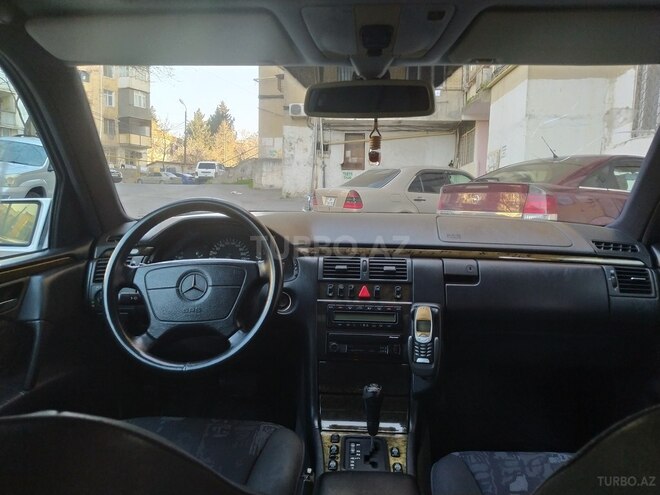 Mercedes E 280 1998, 413,855 km - 2.8 l - Bakı