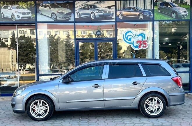 Opel Astra 2004, 257,000 km - 1.4 l - Sumqayıt