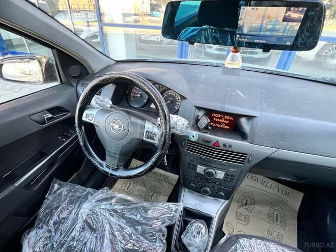 Opel Astra 2004, 257,000 km - 1.4 l - Sumqayıt