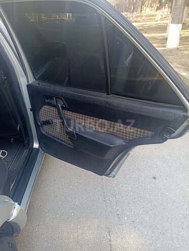 Mercedes 190 1992, 325,000 km - 2.0 l - Sumqayıt