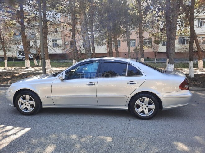 Mercedes E 270 2003, 391,000 km - 2.7 l - Sumqayıt