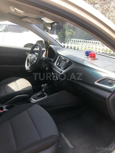 Hyundai Accent 2019, 142,361 km - 1.6 l - Bakı
