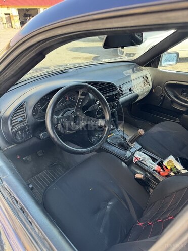 BMW 318 1991, 280,000 km - 1.8 l - Sumqayıt
