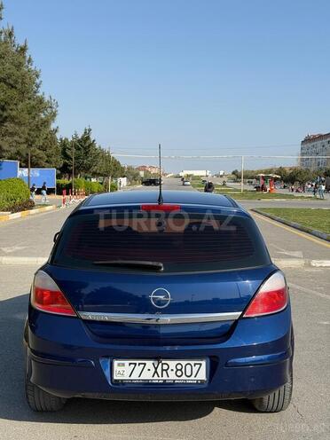 Opel Astra 2005, 232,000 km - 1.4 l - Bakı