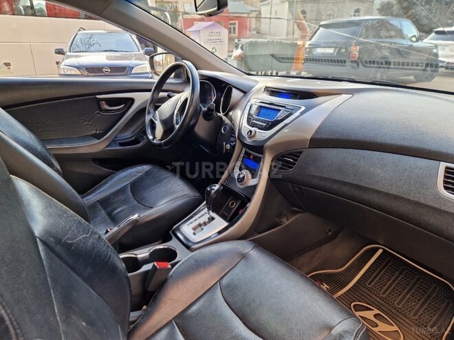Hyundai Elantra 2011, 202,000 km - 1.8 л - Bakı