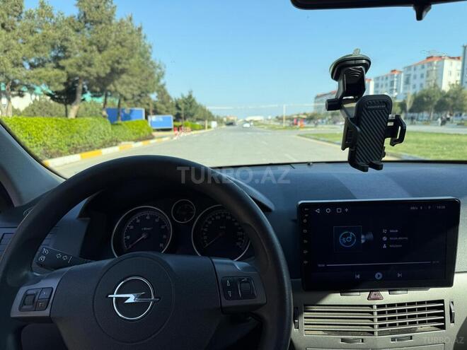 Opel Astra 2005, 232,000 km - 1.4 l - Bakı